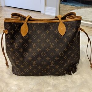 Louis Vuitton Monogram Neverfull